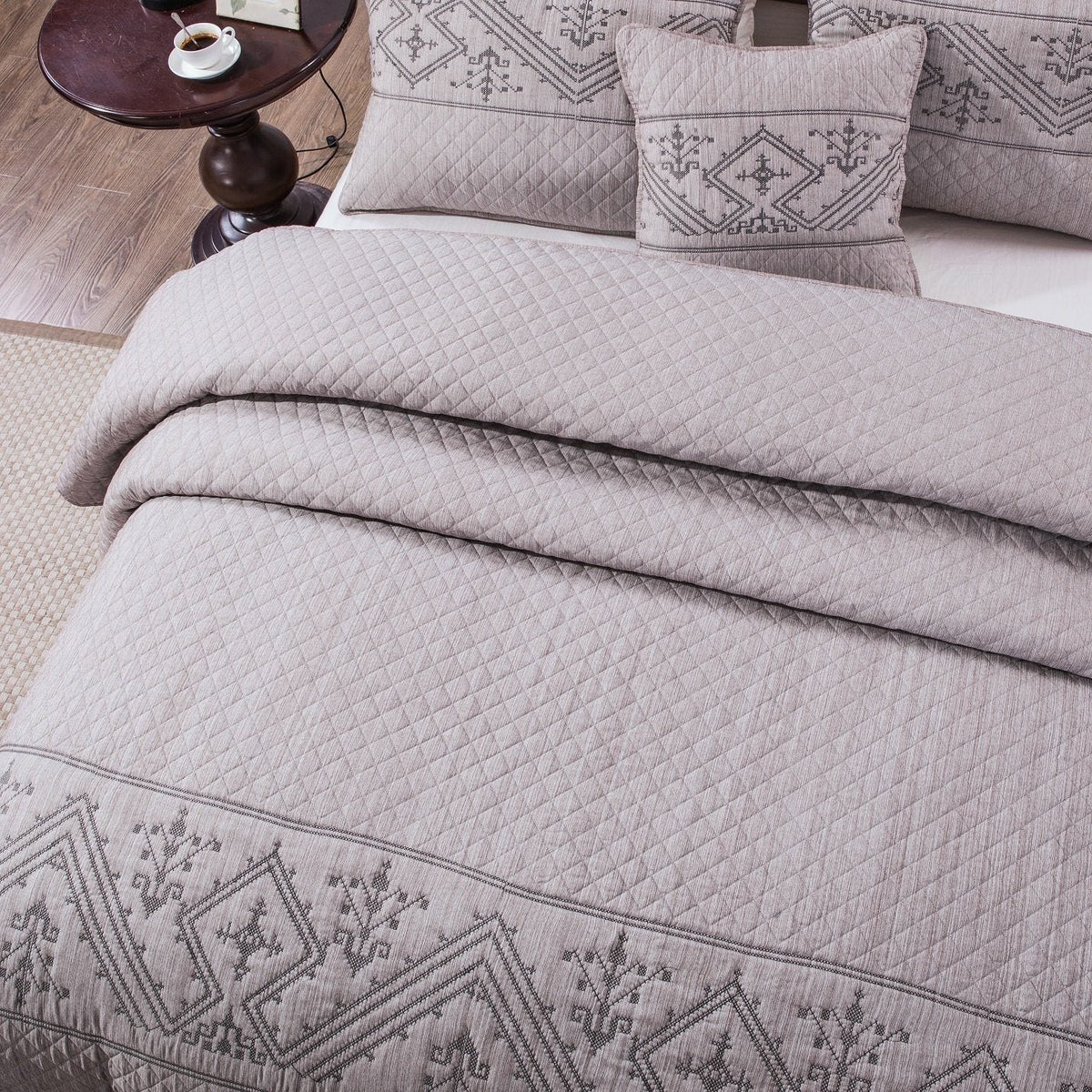 DaDa Bedding Whimsical Lavender Grey Cottage Soft Quilted Coverlet Bedspread Set - Twin (JHW866)